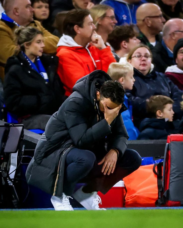 Script I: Amorims&nbsp;headache